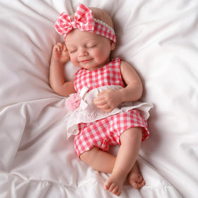 BABESIDE doll with feeding kit and gift box supports storytelling and gifting