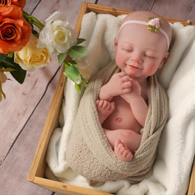 BABESIDE lifelike 16-inch doll, focus: full-body silicone, washable for easy care.