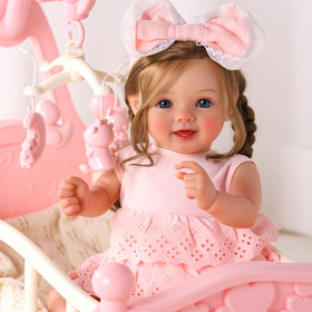 BABESIDE Dara 20-inch gift box with accessories for gifting and play