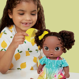 Fruity Sips doll drinks and wets during pretend care time