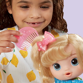 Soft hair of Fruity Sips and included comb for styling.