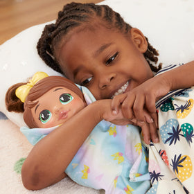 Baby Alive Shampoo Snuggle Sophia makes a thoughtful birthday or holiday gift.