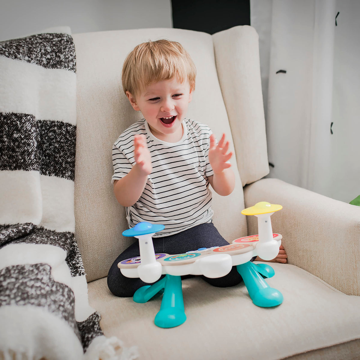 Baby Einstein Together in Tune Drums Discover Mode for familiar melodies and creative exploration