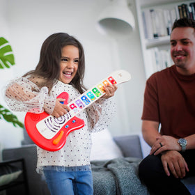 Baby Einstein Together in Tune Guitar magic-touch technology delivers realistic guitar sounds.