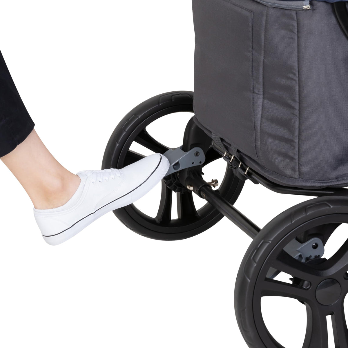 Baby Trend Expedition wagon Hideaway Pull Handle converts mode.