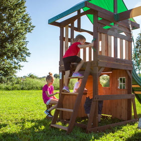 Backyard Discovery Lakewood built-in picnic area for snack time and gatherings