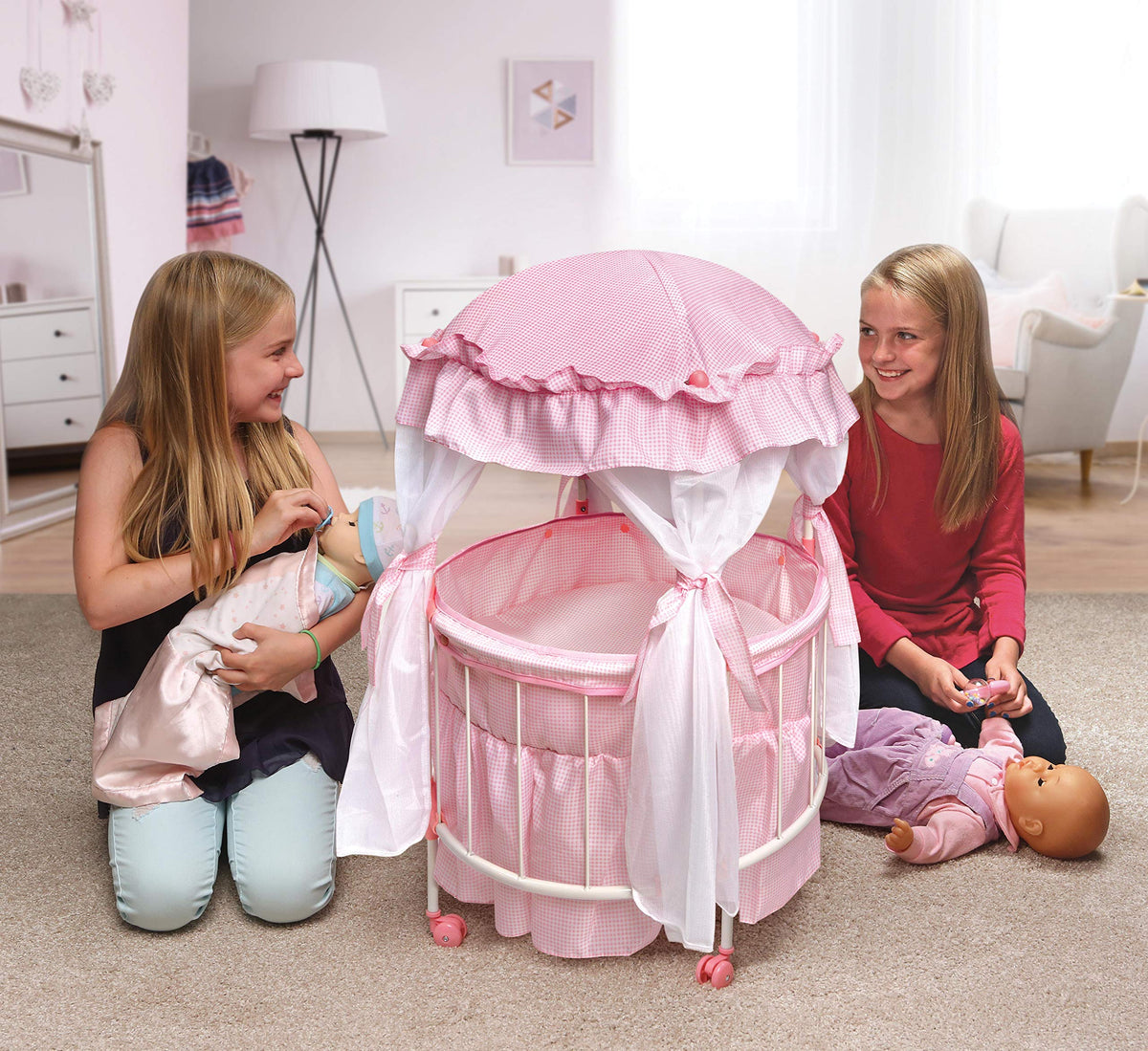 Badger Basket Pavilion wheels enable easy repositioning during play