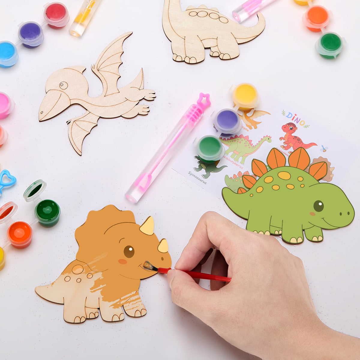 Bafeil Spinosaurus kit ideal for group activities and prizes.