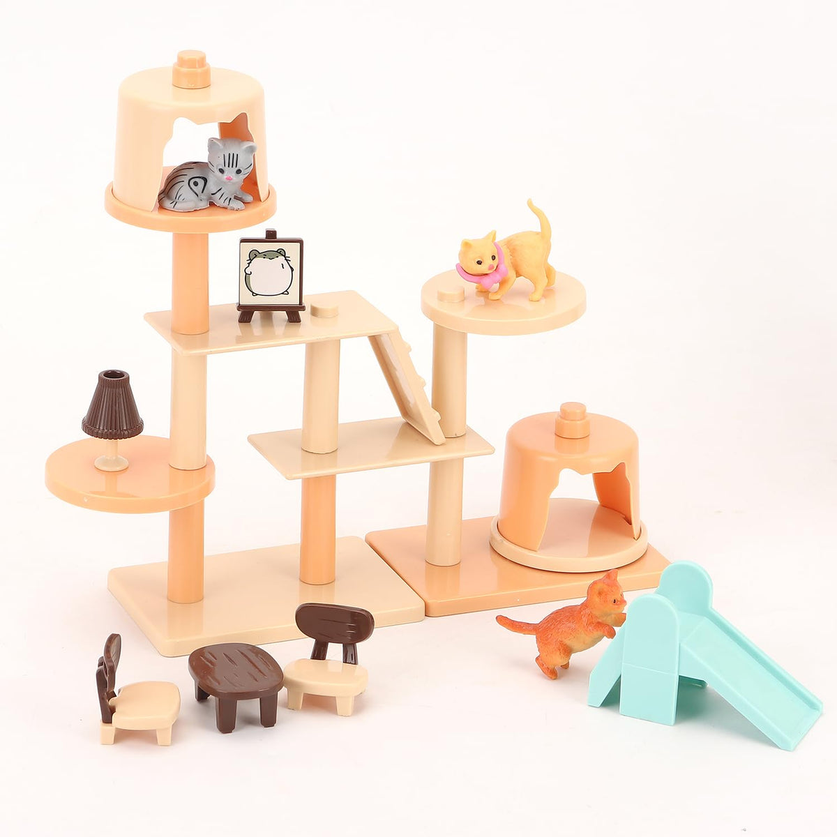 BananMelonBM educational toy encourages hand-eye coordination during pretend scenarios.
