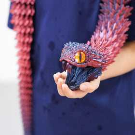 BANPIWOLG PLA snake model is lightweight and durable.