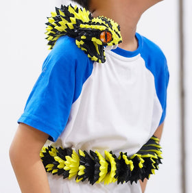 BANPIWOLG snake model flexible joints allows lifelike posing for display.