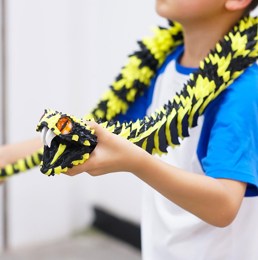 BANPIWOLG snake model serves as a stress-relief and fidget toy option.