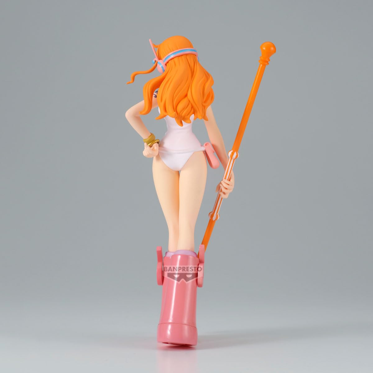 Banpresto Nami officially licensed box confirms authentic collectible.