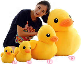 Bansusu 50cm plush yellow duck face close-up, inviting cuddle and imagination.