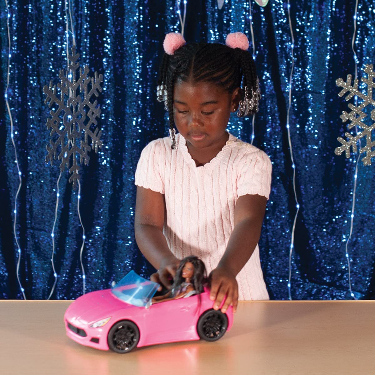 Barbie Ave Brunette doll with convertible sparks on-the-go storytelling.