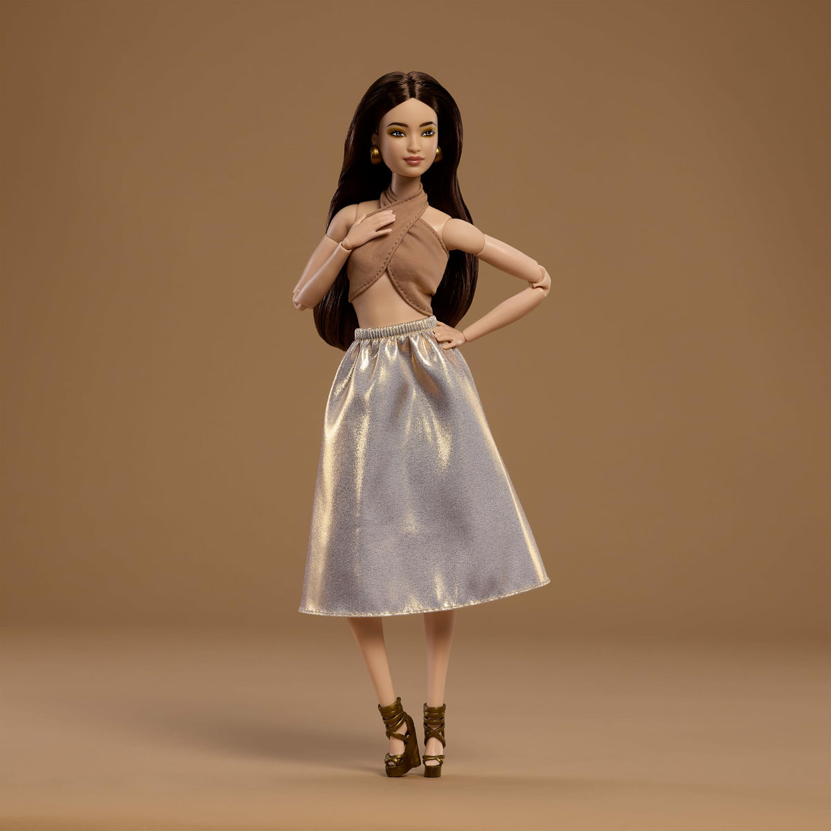 Barbie Basics Model 06 brunette with halter top, ideal for mix-and-match play scenarios.
