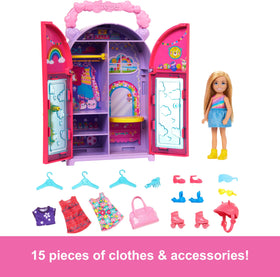 Barbie Chelsea wardrobe with 15 pieces, ready for mix-and-match outfits.