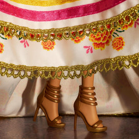 Barbie Dia de Muertos doll offers enhanced articulation for dynamic poses.
