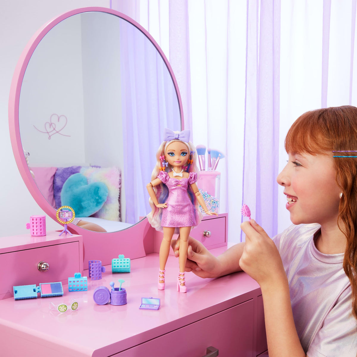Barbie Malibu Dream Besties with hair curlers revealing surprise accessories.