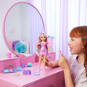 Barbie Malibu Dream Besties with hair curlers revealing surprise accessories.