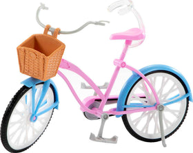 Barbie helmet and water bottle accessory for on-the-go play.
