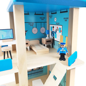BBtinker wooden police car included for rescue scenarios and role-play