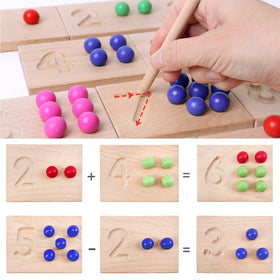 BBtinker storage tray to organize beads during play.