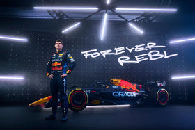 BBurago Red Bull RB20 1/43 wheel-closeup with precise edges.