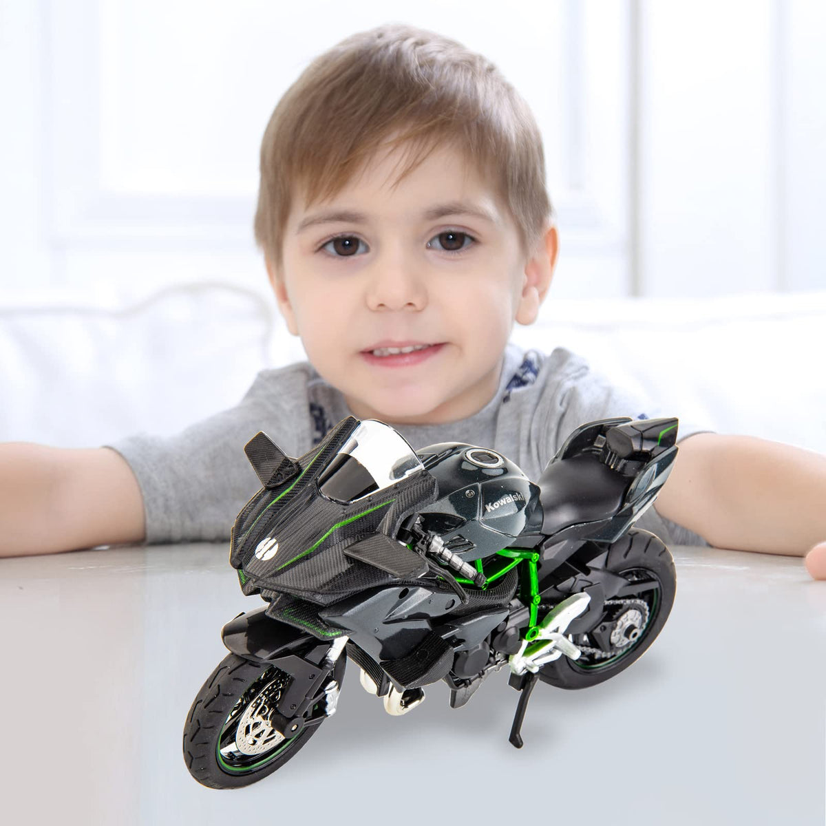 BDTCTK Ninja H2R diecast wheel flex demonstrating suspension-like motion