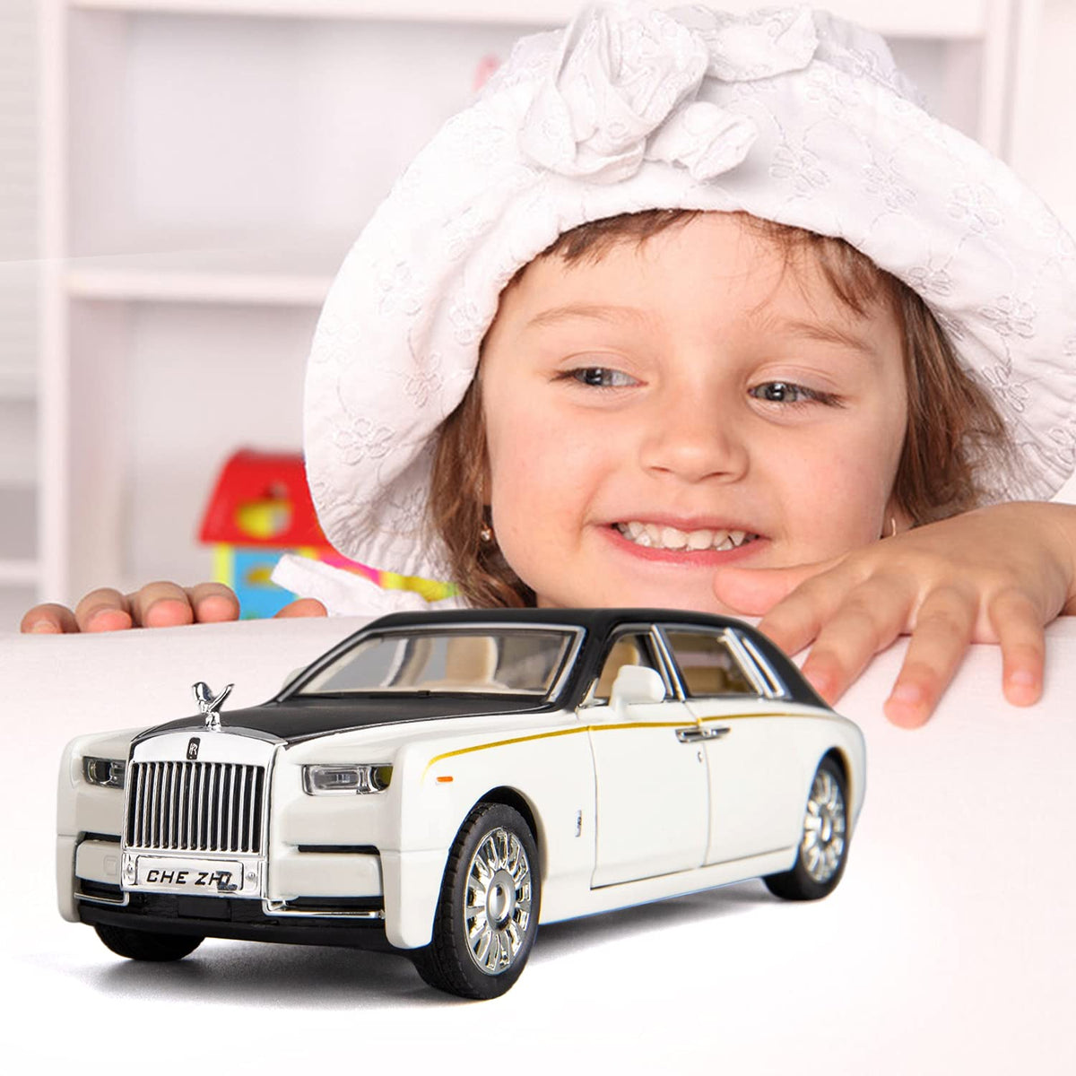 BDTCTK Rolls-Royce Phantom 1/32 model in translucent packaging box.
