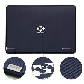 Becko US puzzle board provides a sturdy flat work area.