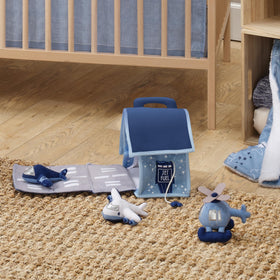 Bedtime Originals sturdy top-handle for portable play.