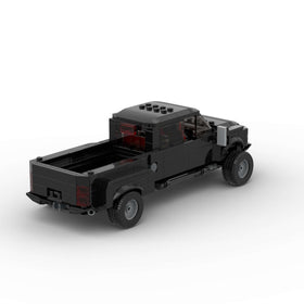 BeeEtMoc Truck MOC Racing Car detailed cab for realism fans.