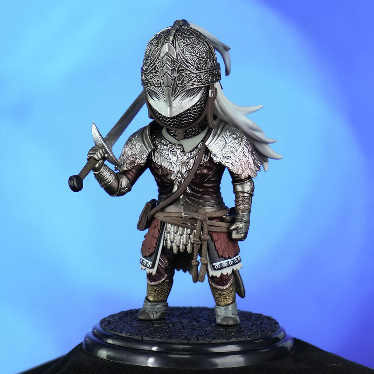 Close-up of BEEMAI Firelink ELDRing Series-1 figure showing precise coloring.
