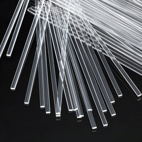 Beeveer clear lollipop sticks for desserts create elegant presentations.