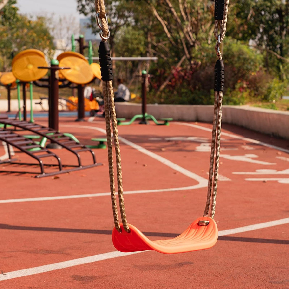 BeneLabel 220lb capacity swing system supports family use