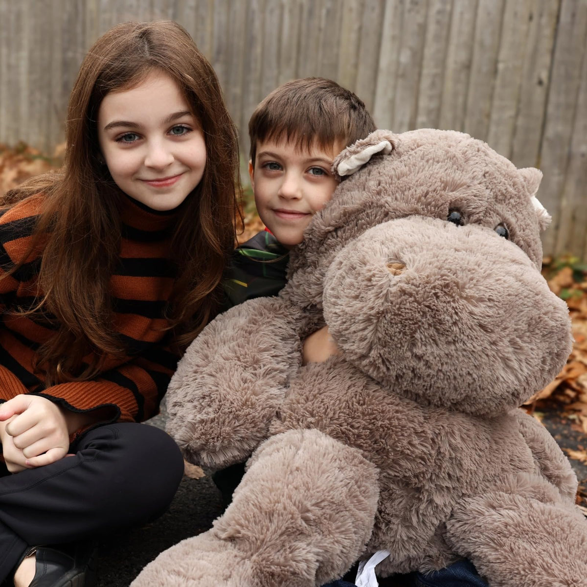 BENINY giant hippo plush as bedtime companion for kids