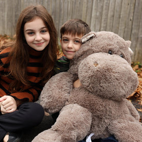 BENINY giant hippo plush as bedtime companion for kids