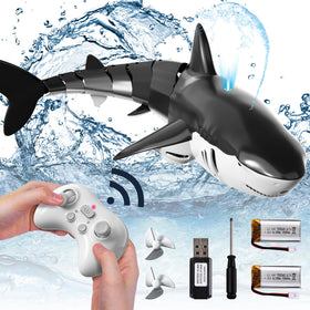 Bennol 2.4GHz remote shark front view for pool play and precise steering