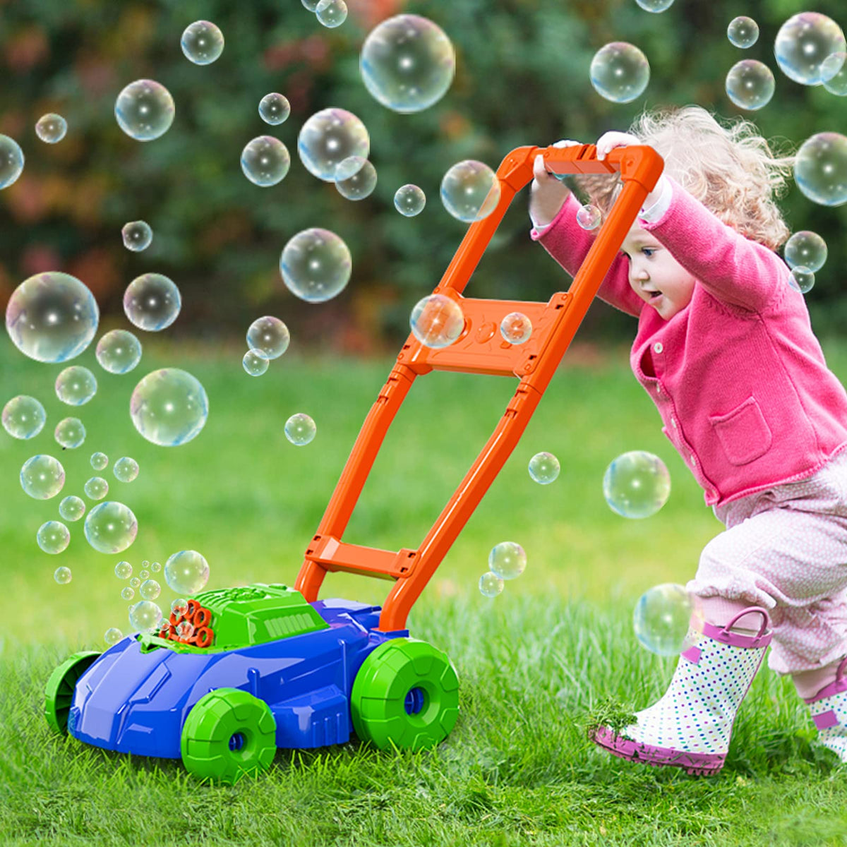 Bennol Bubble Lawn Mower highlights durable materials and rounded edges for safe play.