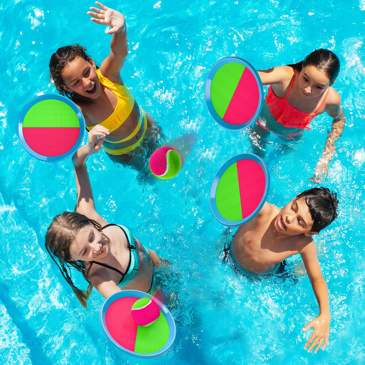 Bennol outdoor game set ideal for backyard, beach, or pool.