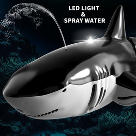 Bennol remote shark showing waterproof design for pool use