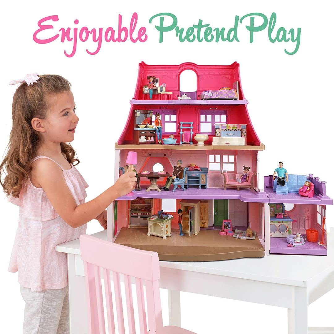 Beverly Hills Mom figure enhances nurturing role-play moments.