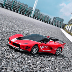 BEZGAR remote-control Ferrari car remote controller demonstrates simple dual-grip design.