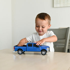 Big Country Toys working tailgate that folds down for loading.