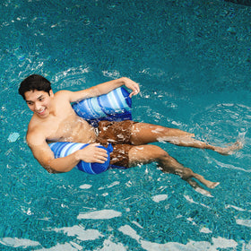 Big Joe Noodle Sling buoyant-beans keep the float lightweight and easy.