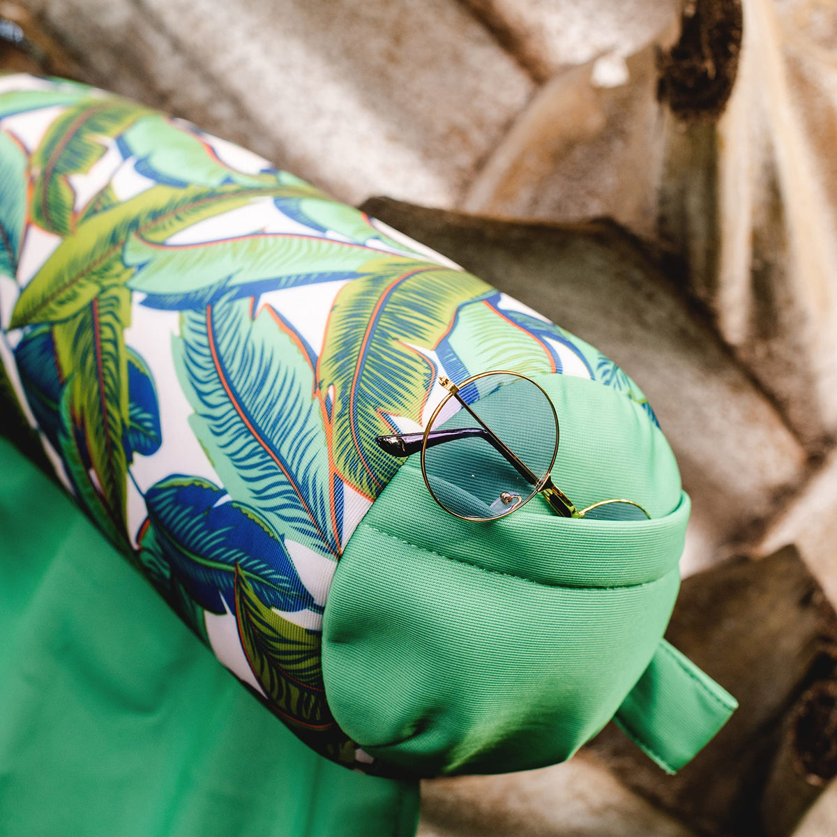 Big Joe Noodle Sling tropical palm green design for poolside ambiance