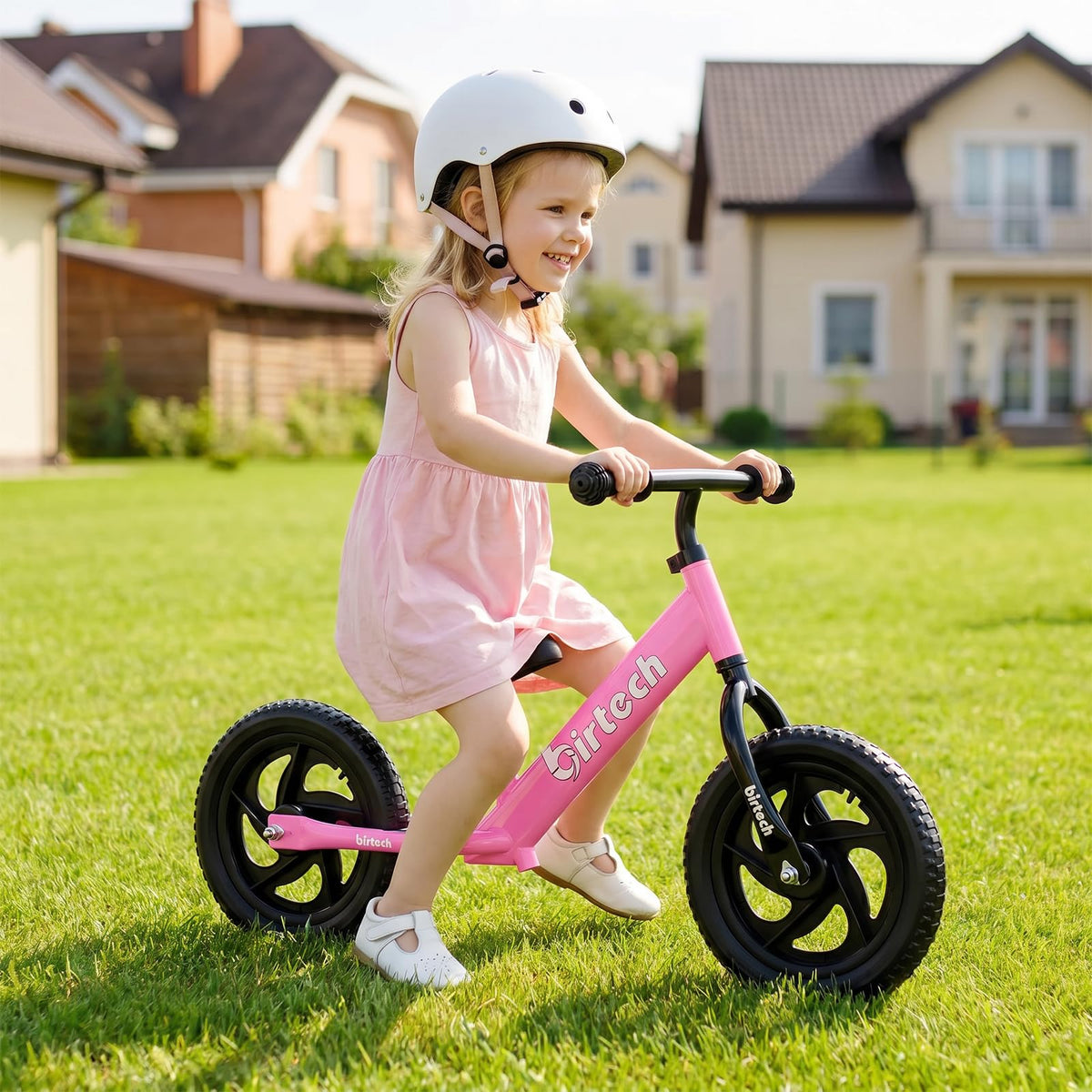 Birtech balance bike adjustable seat demonstrates growth-friendly design for evolving heights.