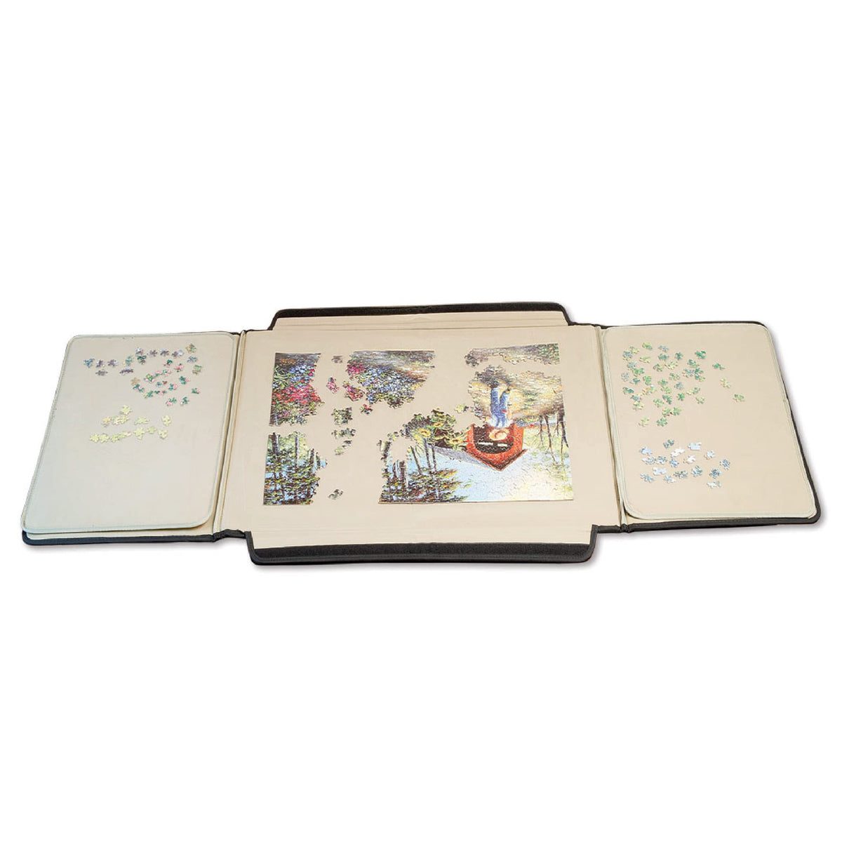 Bits and Pieces Portapuzzle open board area for a comfortable puzzle layout.