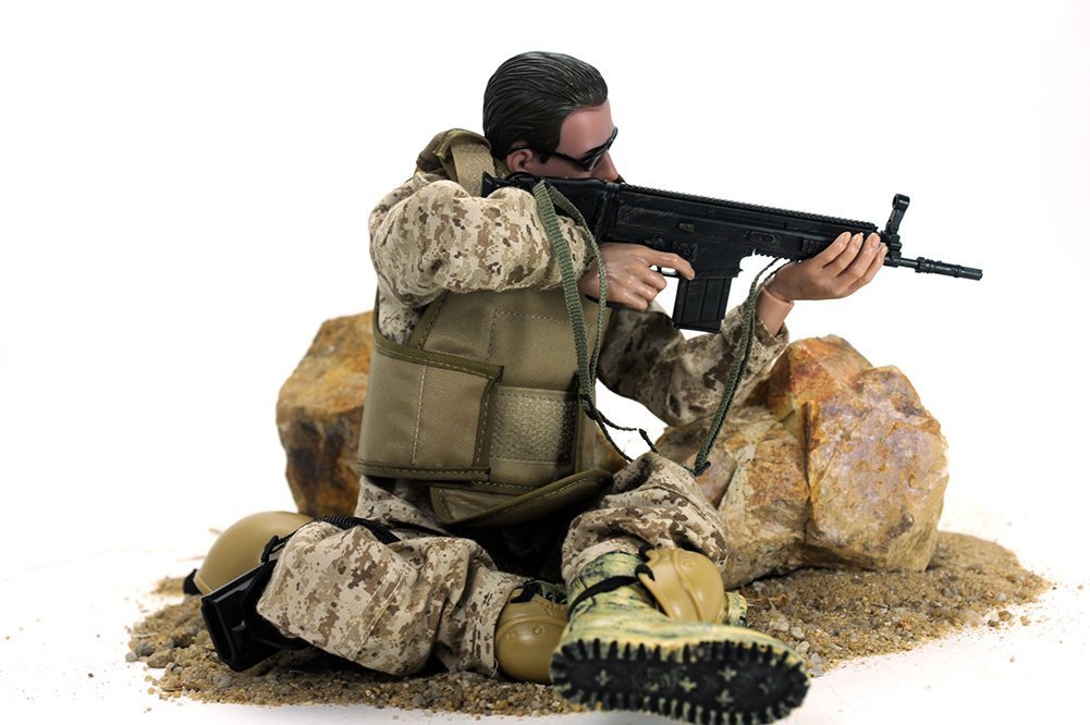 BJPEY combat boots with detailed lower-body design for stability